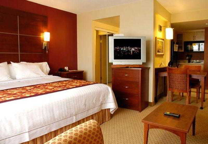 Residence Inn By Marriott Montreal Airport Dorval Dış mekan fotoğraf